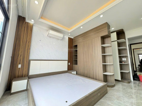 Chủ nhà cần cho thuê nguyên căn nhà 8 tầng gồm 12 phòng giá 50tr tại tô vũ văn cao làm khách sạn OK