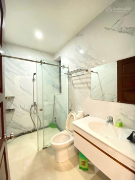 Cho thuê phòng tại Văn Cao đầy đủ đồ chỉ 6,5tr/1 tháng