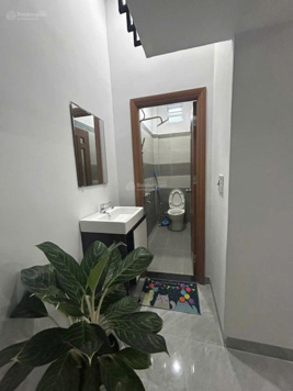 Siêu phẩm căn góc 2 mặt tiền mới tinh, tặng toàn bộ nội thất, vào ở ngay. Chỉ 2,98 tỷ