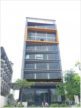 Bán gấp giá 20,5 tỷ nhà phố 7 tầng đường Hạ Long, Bãi Cháy, view biển và Sunworld, LH: 0914 043 808