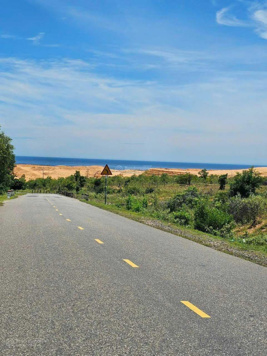 Bán gấp 1000m2 mặt tiền ĐT 715, Hòa Thắng, gần sân bay Phan Thiết, giáp SunGroup, giá 1.4 triệu/m2