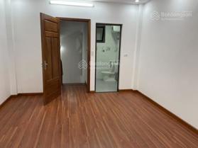 Chính chủ bán nhà lô góc, MP Nguyễn Chánh, Cầu Giấy, DT 100m2, MT 5,5m, 5 tầng, giá 40 tỷ