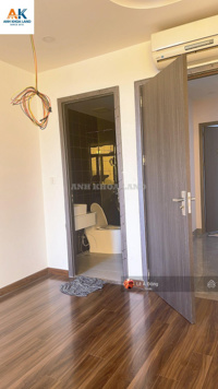 Cơ hội sở hữu nhà vị trí đẹp! Nhà 1T2L 1 tum, ngay Ngã Tư Thủ Đức, Hoàn công đủ, ô tô ngủ trong nhà