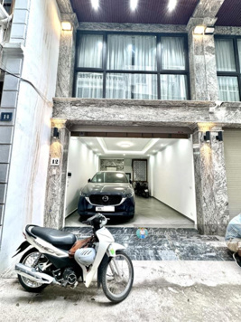 Bán nhà phân lô QĐ tại Phố Phùng Chí Kiên, Cầu Giấy. 6 tầng thang máy. Ô tô tránh. Giá chỉ 14,8 tỷ