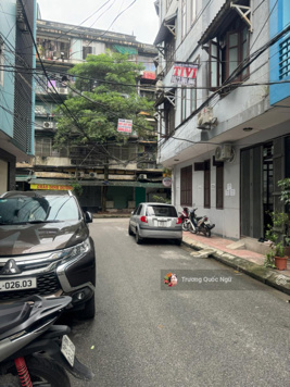 Nhà phân lô khu 7.2ha - Phố Vĩnh Phúc - ô tô tránh - kinh doanh - 47.7m2/52m2 5T - 6 ngủ - 16,5 tỷ