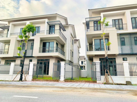 Mở bán song lập 180m2 dự án Centa Riverside Vsip. Giá gốc CĐT tiềm năng tăng x3, x4. LH: 0965 889 895