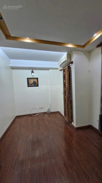 Bán nhà Đội Cấn - 39m2 x 5T - MT 5.2m - ô tô dừng đỗ ngày đêm