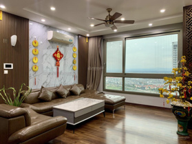 Chính chủ em bán căn góc 3PN tầng 10 full đồ đẹp