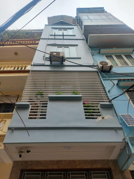 Bán nhà phân lô phố Trịnh Đình Cửu, Q. Hoàng Mai, 45m2, 5 tầng, ô tô đỗ cửa. VP, KD. Giá 11 tỷ