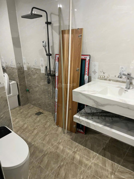 Chủ gửi bán nhà phố Đội Cấn 12t9 , 4 tầng 56.4m2, MT 8m Quận Ba Đình