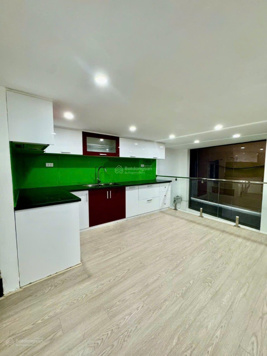 Ngọc Khánh - La Thành: Lô góc - 3 thoáng - ngõ thông - ở ngay - nhà dân xây - 7 tỷ 050