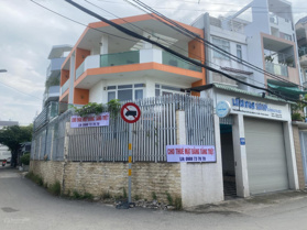 Mặt bằng kinh doanh 3 mặt thoáng 190m2 tiện làm cà phê, spa, quán ăn