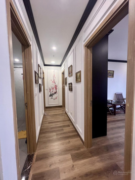 Chính chủ bán chung cư N04 Berriver Jarin căn 3 ngủ tầng cao đẹp nhất tòa 113.2 m2