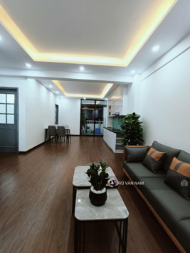 Bán CC tại khu đô thị Việt Hưng, Long Biên: 89,7m2, 3PN + 2WC, giá: 3,799 tỷ