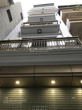 Bán nhà riêng 52m2 x 6T, ngõ Vạn Ứng, Trung Phụng, Đống Đa, Hà Nội, 11PN, 6WC, giá 11,8 tỷ có TL