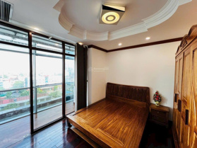 Bán căn hộ toà 71 Nguyễn Chí Thanh DT 110m2 có 3PN và 2WC, tầng trung, giá 7 tỷ TL