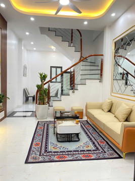 Hàng nóng Kim Giang Hoàng Mai - nhà đẹp ở ngay - cách ô tô 10m - 38m2 - ban công thoáng - 6.68 tỷ