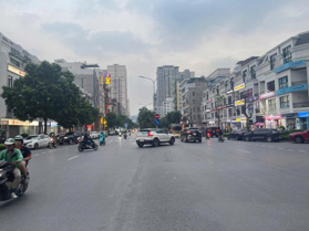 Bán gấp tòa nhà mặt phố Trần Thái Tông, Cầu Giấy xây dựng 10 tầng phức hợp làm trụ sở ngân hàng