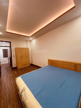 Nhà đẹp Cầu Giấy. Gần ô tô. ngõ thông rộng tứ tung. 5 Tầng 5pn đẹp. chỉ hơn 7 tỷ
