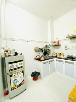 Bán nhà Nguyễn Thị Tần, Quận 8, 25m2, ngang 3.1m, chỉ 3.3 tỷ