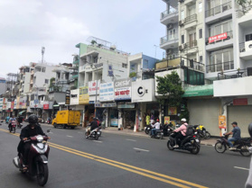 Bán nhà 2 mặt tiền đẹp Lê văn sỹ, Dt : 8 X 25m, 4 lầu, cho thuê 170 tr/th, Giá: 52 tỷ.