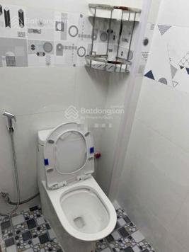 Nhà mới (4x18m, 1 Lầu, 2PN, 2WC), HXH 418/4A Hồng Bàng, Q.11