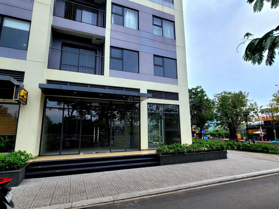 Cho thuê Shophouse góc 2 mặt tiền ngay cửa ngõ Vinhomes Grand Park, 22 triệu, 68 m2