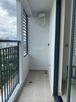 Q7 Boulevard 2PN1WC 57m2 NTCB máy lạnh, rèm, máy nước nóng giá 9tr/th. Duy nhất 1 căn
