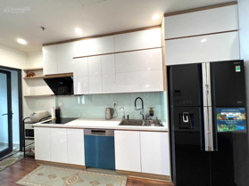 Chính chủ cần bán căn số 03 tòa G1, 69m2, 2PN - 2WC, (62.4m2 TT), giá cắt lỗ 300tr Green Bay