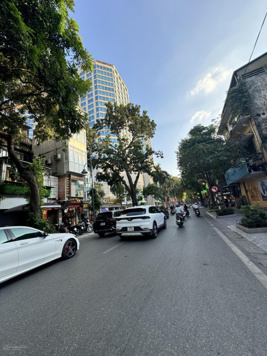 Bán đất tại mặt phố Bà Triệu, diện tích 700m2, mặt tiền 19m - sổ đỏ full thổ cư. Pháp lý chuẩn