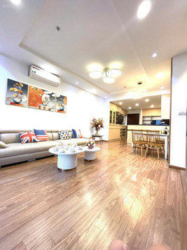 Chính chủ bán căn góc 3 PN 2 WC T12602 toà T1 Time City, gia đình thiện trí mong sớm gặp khách