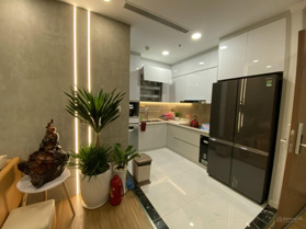 Chính chủ cần bán gấp giá cắt lỗ căn 2PN2VS Diện Tích 63m2 tại Vinhomes Green Bay giá 3,6 tỷ
