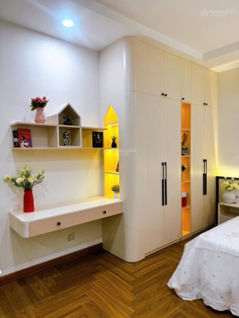 Bán căn hộ 3PN toà T10 vip nhất Times City view thoáng đẹp, sảnh ra vào cạnh TTTM