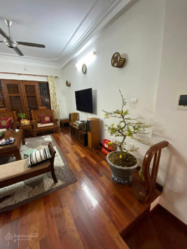 Nhà đẹp ở ngay khu phân lô phố Mạc Thị Bưởi - ô tô đỗ cửa - hàng xóm Time City, ngõ thông tứ tung