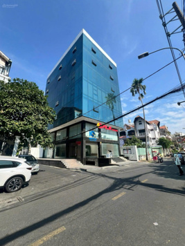 Bán tòa nhà ngay mặt tiền Nơ Trang Long - DT: 11x47m hầm 6 lầu, HĐT: 450 triệu/tháng giá: 55 tỷ TL