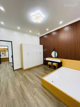 Bán nhà Kim Ngưu 42m2 nhỉnh 6tỷ