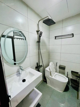 Chính chủ bán gấp Vũ Tông Phan, ô tô qua kinh doanh, 39m2, 5 tầng, 7.59 tỷ. Sổ vuông cất két