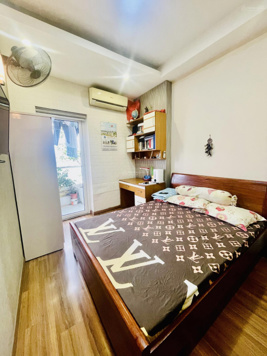 A/c tôi cần bán gấp căn hộ 89m2, 3PN. CC cao cấp có slot để xe