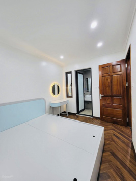 Chính chủ bán toà nhà ngay sau mặt phố Minh Khai - Bạch Mai. 71/75m2 6T thang máy, gara 3 ôtô 25 tỷ