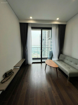 Chính chủ bán căn 1N + Masteri West Heights - giá chỉ 3.5x tỷ