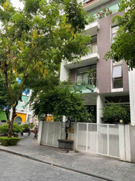 Siêu phẩm Imperia - độc nhất vô nhị - lô góc - full nội thất cao cấp - thiết kế sang trọng