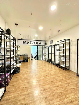 Bán MTKD Cây Keo, ngay chợ, DT: 5x10m, nhà 3 tầng, sẵn hợp đồng thuê 20tr/tháng, giá 10,5 tỉ!