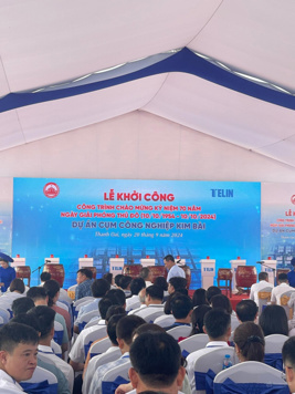 CC bán mảnh công nghiệp 2600m2 vị trí đường 31m. Trục to nhất dự án giá 8tr/1m2. LH: 0944 224 489