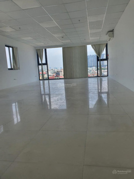 Cho thuê văn phòng giá 33 triệu VND tại phố Kim Mã, Hà Nội