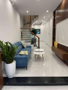 Chính chủ bán nhà Tây Mỗ, ô tô đỗ gần, ngõ trước nhà 3m, DT 43m, 4 tầng, chỉ 5.2 tỷ. LH: 0973 561 586