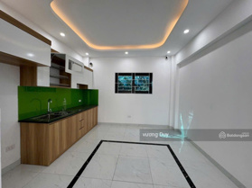 Bán gấp nhà 47m2 ô tô đỗ cửa - đối diện chợ - trường UBND Tân Phú