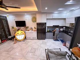 Chính chủ bán gấp nhà 6 Tầng Phố Trần Quốc Vượng. Dòng tiền cho thuê 30tr/th. Full nội thất, SĐCC.