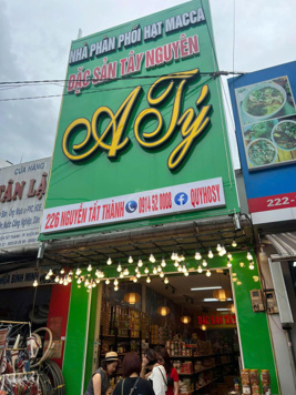 Bán siêu phẩm mặt tiền đường Nguyễn Tất Thành giá tốt, đang kinh doanh dòng tiền gần 2 tỷ/năm