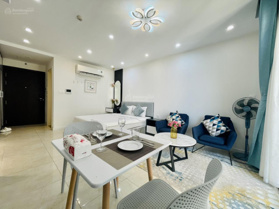 Cho thuê căn Studio 38m2, ảnh thật, ban công ĐN, tầng cao, giá 14tr tại D''Capitale Trần Duy Hưng