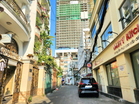 Bán nhà đường Nguyễn Trãi, Phường Nguyễn Cư Trinh, Quận 1, DT 180m2, giá chỉ 35,6 tỷ